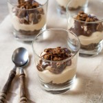 Individual Peanut Butter Pies with Milk Chocolate Fudge Sauce www.thefoodiecorner.gr