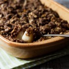 Chocolate and Ginger Pear Crumble www.thefoodiecorner.gr