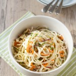 Spiralized Kohlrabi and Apple Coleslaw with Greek Yoghurt www.thefoodiecorner.gr