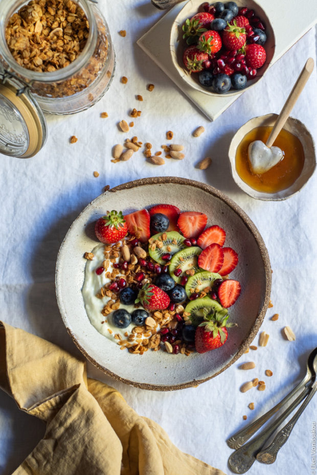 Slow Cooker Peanut Butter Granola with Pure Sesame Oil and Honey Slow Cooker Peanut Butter Granola with Pure Sesame Oil and Honey