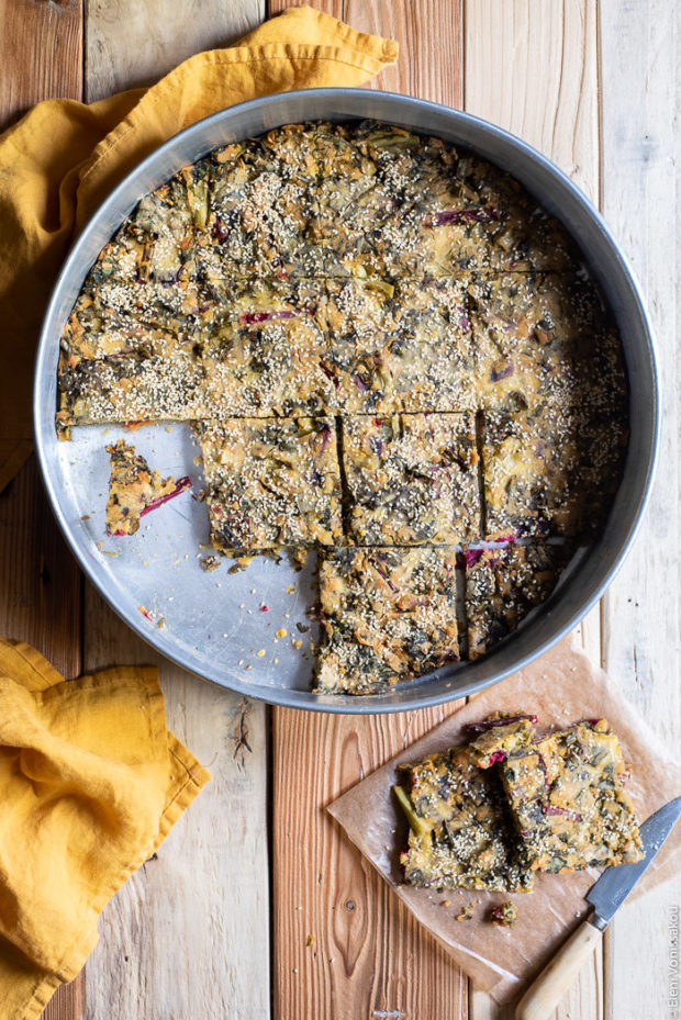 Easy Greek “Flour Pie” with Cornmeal, Spelt and Mixed Greens (Spinach and Beets) Easy Greek “Flour Pie” with Cornmeal, Spelt and Mixed Greens (Spinach and Beets)
